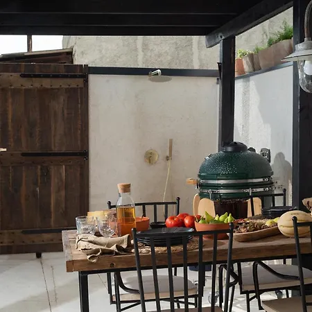 Blacksmith's House - Secluded Heated Pool Oasis Near Zadar Дом отдыха