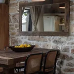 別荘 Blacksmith's House - Secluded Heated Pool Oasis Near Zadar *