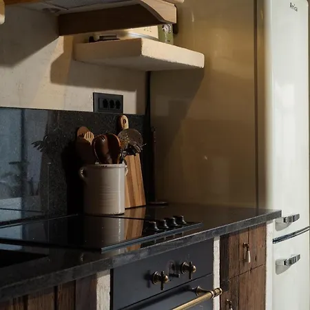 Blacksmith's House - House With Heated Pool *