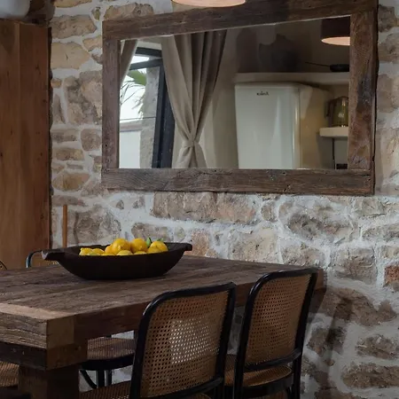 Casa vacanze Blacksmith's House - Secluded Heated Pool Oasis Near Zadar *